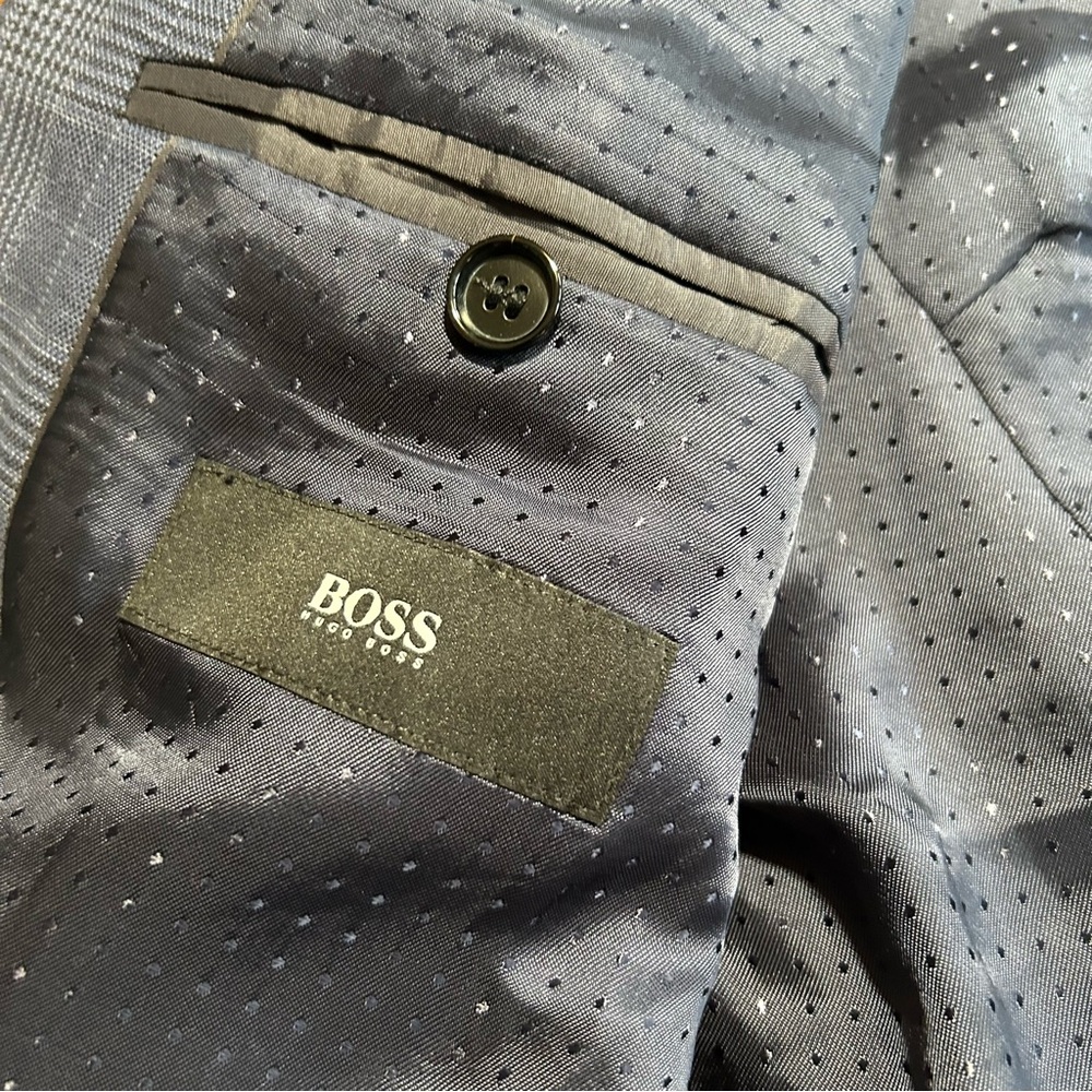 Hugo Boss Recent Wool Silver Buttons Blazer 42R Blue - Picture 9 of 13